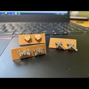 3 pairs of earrings, brand new